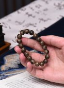 记者实地探访沉香市场:哪个沉香店靠谱?三点标准帮你避坑